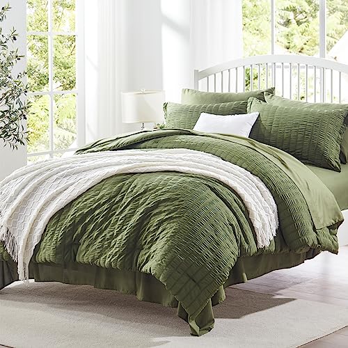 Comforter Set 7 pieces, Olive Green Seersucker Bed in a Bag with Comforter and Sheets, All Season Bedding Sets with 1 Comforter, 2 Pillow Shams, 2 Pillowcases, 1 Flat Sheet, 1 Fitted Sheet